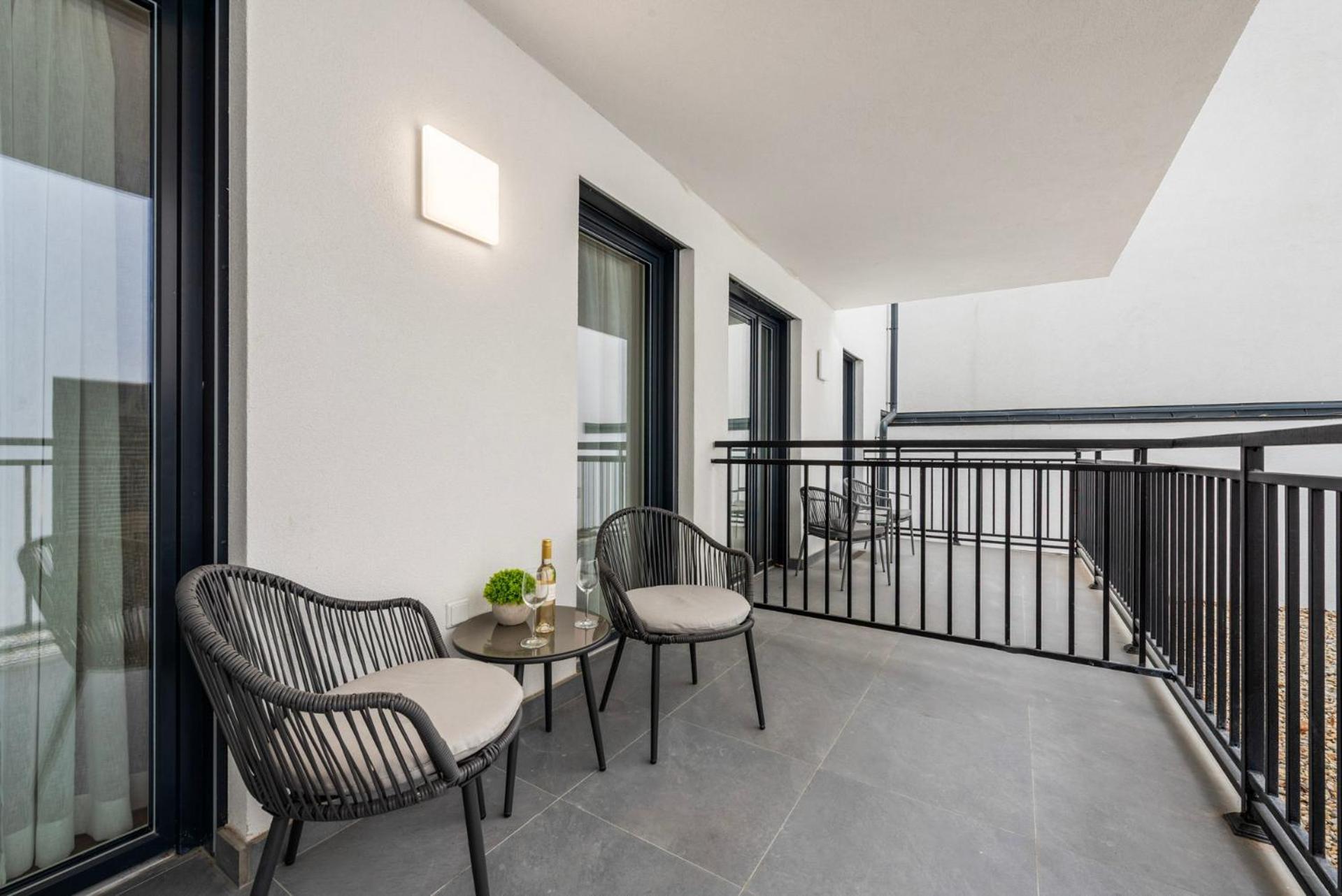 Vienna Hills Living Aparthotel Exterior photo